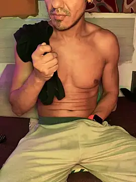 thesummerboy online show from December 2024 04:36:01 PM