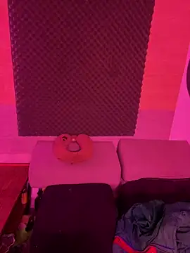 thesummerboy online show from March 2025 10:38:01 AM