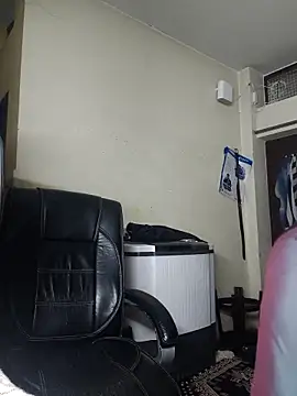 Madhavi mishra online show from December 2025 05:42:02 PM