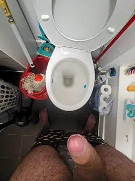 eric69 69 online show from October 2025 06:28:02 AM