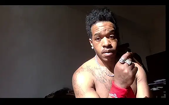 Snapshot of POPAYE972 chatting on February 2026 10:36:02 AM POPAYE972 online show from February 2026 10:36:02 AM