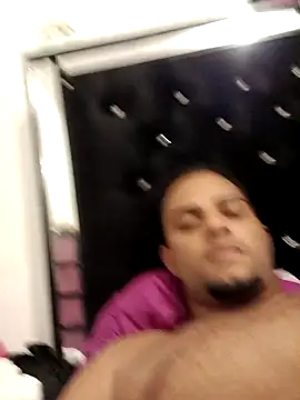 Snapshot of Hotdark chatting on January 2025 06:42:01 AM Hotdark online show from January 2025 06:42:01 AM