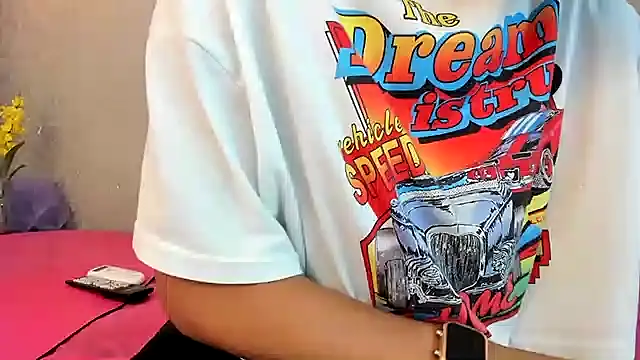 KOURTNEY-- online show from January 2026 02:02:02 AM