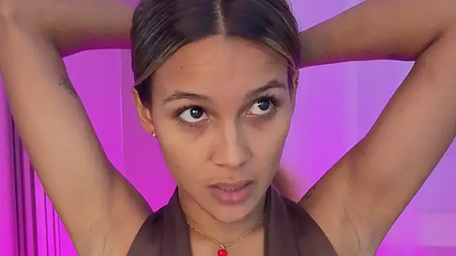 Snapshot of Carohorny4u chatting on June 2026 09:27:01 PM Carohorny4u online show from June 2026 09:27:01 PM