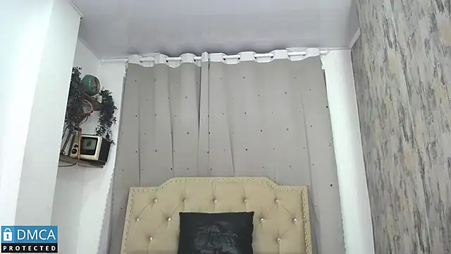 Snapshot of CataFox_ chatting on March 2025 01:42:02 AM CataFox online show from March 2025 01:42:02 AM