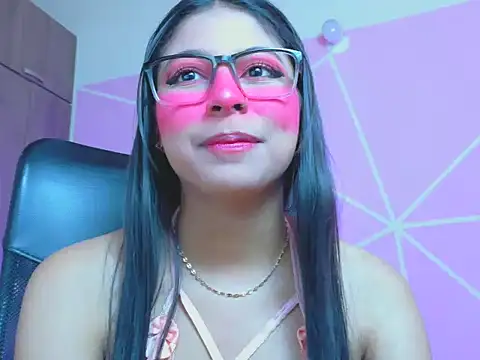 Snapshot of _ALLYSON18_ chatting on April 2026 11:52:02 AM ALLYSON18 online show from April 2026 11:52:02 AM