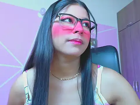 Snapshot of _ALLYSON18_ chatting on May 2026 11:25:01 AM ALLYSON18 online show from May 2026 11:25:01 AM