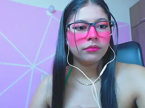 Snapshot of _ALLYSON18_ chatting on May 2026 11:49:01 AM ALLYSON18 online show from May 2026 11:49:01 AM