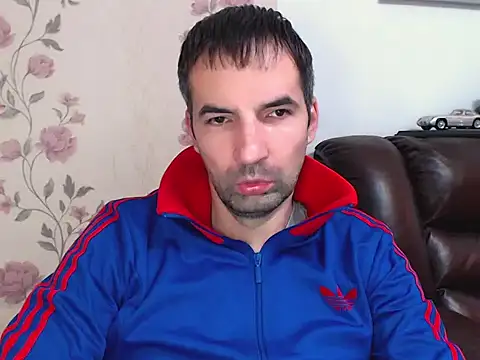 Leo 1617 online show from November 2025 08:58:02 AM