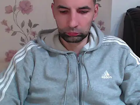 Leo 1617 online show from February 2026 09:59:02 PM