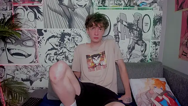 Snapshot of LukeSweet chatting on November 2025 01:14:02 PM LukeSweet online show from November 2025 01:14:02 PM