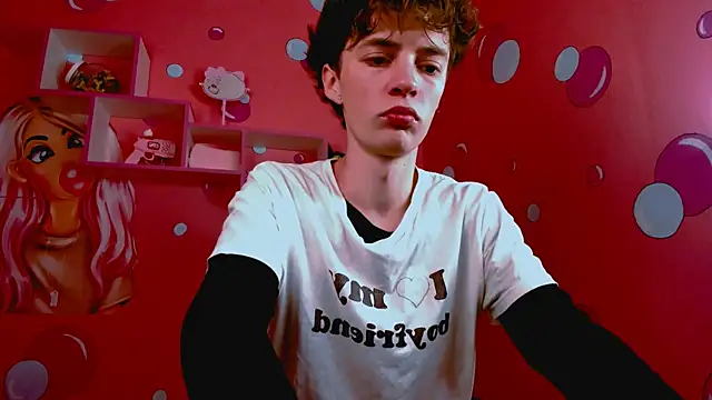 LukeSweet online show from December 2025 11:08:02 AM