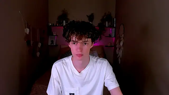 Snapshot of LukeSweet chatting on July 2026 01:19:01 PM LukeSweet online show from July 2026 01:19:01 PM
