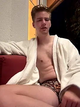 Snapshot of CDLukeLucy420 chatting on September 2025 08:55:02 PM CDLukeLucy420 online show from September 2025 08:55:02 PM