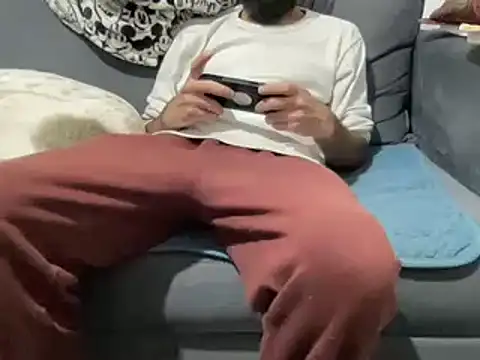 4small4inchlol online show from December 2024 05:54:02 PM