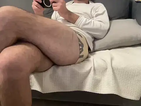 4small4inchlol online show from March 2026 07:52:02 PM