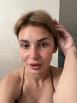 Snapshot of SandraCarter chatting on May 2026 10:20:02 AM SandraCarter online show from May 2026 10:20:02 AM