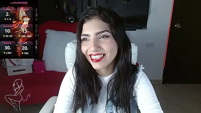 Carolaine69  online show from February 2026 01:22:02 PM