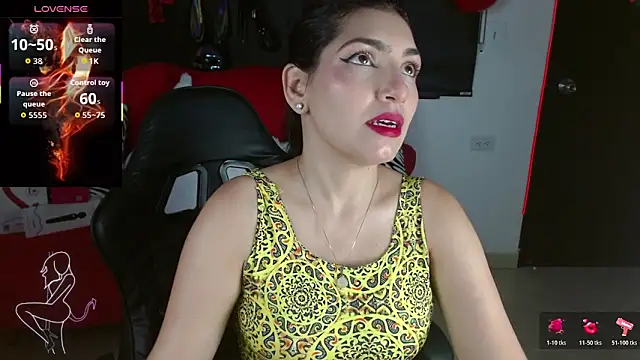 Snapshot of Carolaine69_ chatting on May 2026 01:30:02 PM Carolaine69 online show from May 2026 01:30:02 PM