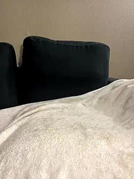 Snapshot of SexxyreddMale chatting on December 2024 05:05:02 AM SexxyreddMale online show from December 2024 05:05:02 AM