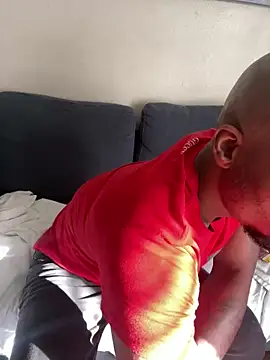 SexxyreddMale online show from December 2024 09:17:02 PM