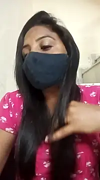 Snapshot of Simran-Simran chatting on December 2024 05:33:01 PM Simran-Simran online show from December 2024 05:33:01 PM