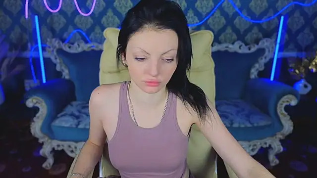 Daisy Delight online show from November 2025 08:20:01 PM