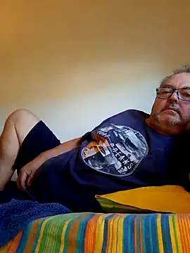 bluangelo online show from September 2025 12:07:01 PM