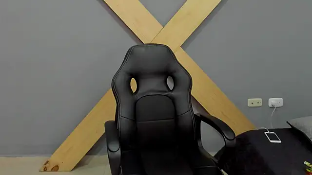 jamesinked  online show from December 2024 05:21:01 PM