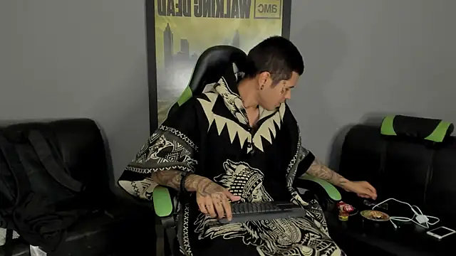 jamesinked  online show from February 2025 01:58:01 AM