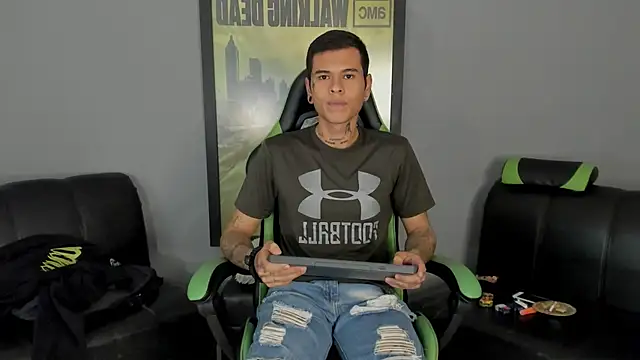 jamesinked  online show from February 2025 08:42:01 PM