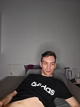 nickdtr online show from December 2024 09:53:02 PM