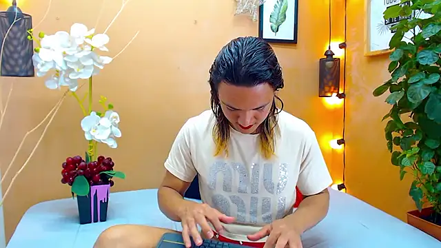 aslyhernandez 7 online show from October 2025 03:35:01 PM