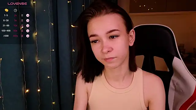 Snapshot of LilithStrangfor chatting on December 2024 08:28:02 PM LilithStrangfor online show from December 2024 08:28:02 PM