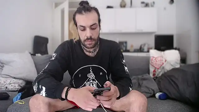 P4RtYBOII92 online show from September 2025 10:49:02 AM