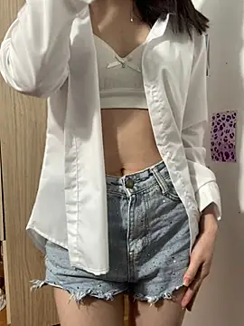 Snapshot of Vani_S2 chatting on March 2025 03:30:02 PM Vani S2 online show from March 2025 03:30:02 PM