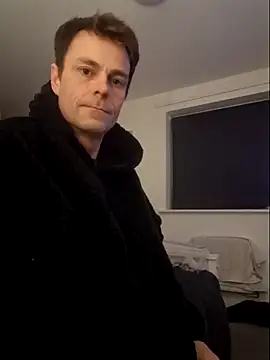 steb1980 online show from February 2026 08:01:01 PM