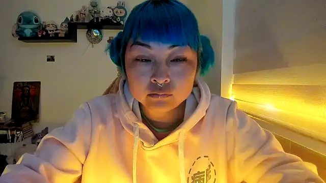 Shaddycute  online show from January 2026 01:27:02 PM