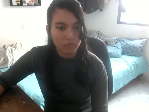 Snapshot of HannaKlein chatting on January 2026 06:02:02 PM HannaKlein online show from January 2026 06:02:02 PM