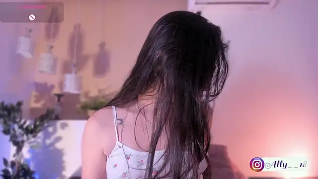 Snapshot of Ally_addams chatting on November 2025 03:50:02 AM Ally addams online show from November 2025 03:50:02 AM