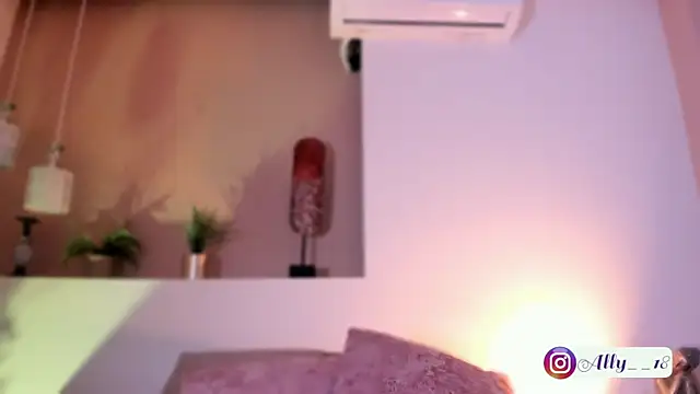 Snapshot of Ally_addams chatting on December 2025 03:58:02 AM Ally addams online show from December 2025 03:58:02 AM