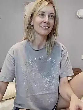 AvelinaLeoni online show from December 2024 06:57:02 AM