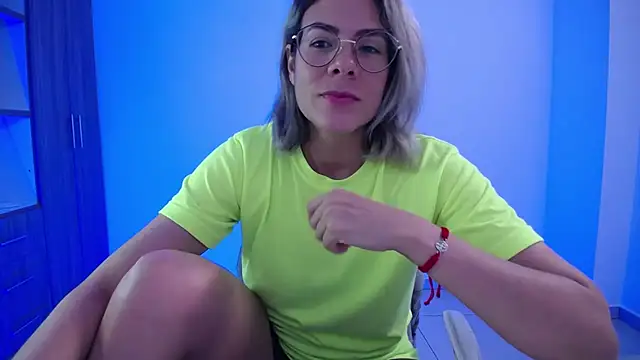 candydowson1 online show from October 2025 12:52:02 PM