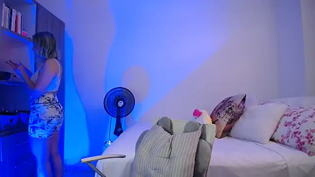 candydowson1 online show from April 2026 08:31:01 PM