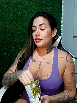 exquentadamay online show from October 2025 06:41:02 PM