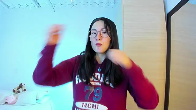 Elle Lee  online show from February 2026 02:56:02 PM