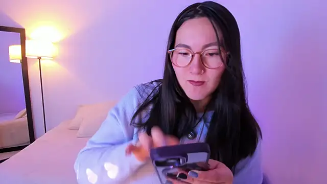 Elle Lee  online show from March 2026 09:11:02 AM