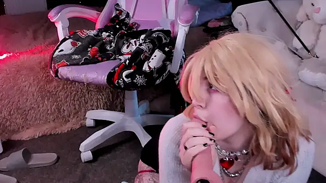 Snapshot of Alex_Howell chatting on February 2025 06:19:01 AM Alex Howell online show from February 2025 06:19:01 AM