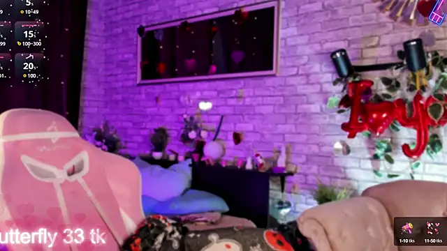 Snapshot of Alex_Howell chatting on March 2025 09:03:02 PM Alex Howell online show from March 2025 09:03:02 PM