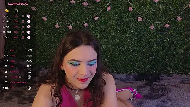 EkaterinaUpple online show from April 2026 05:35:01 PM